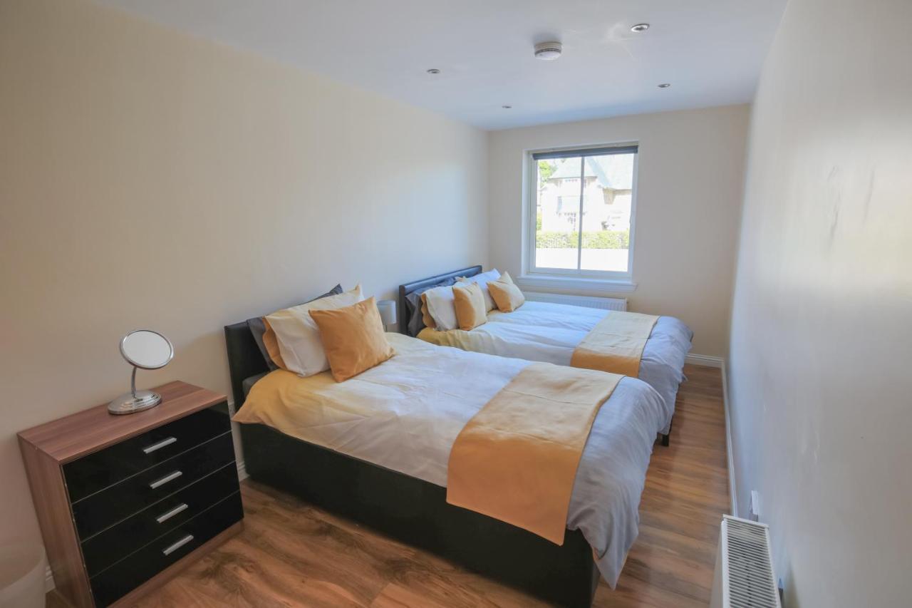Stylish Modern Newly Built Apartment 15 Min From City Centre Edimburgo Exterior foto